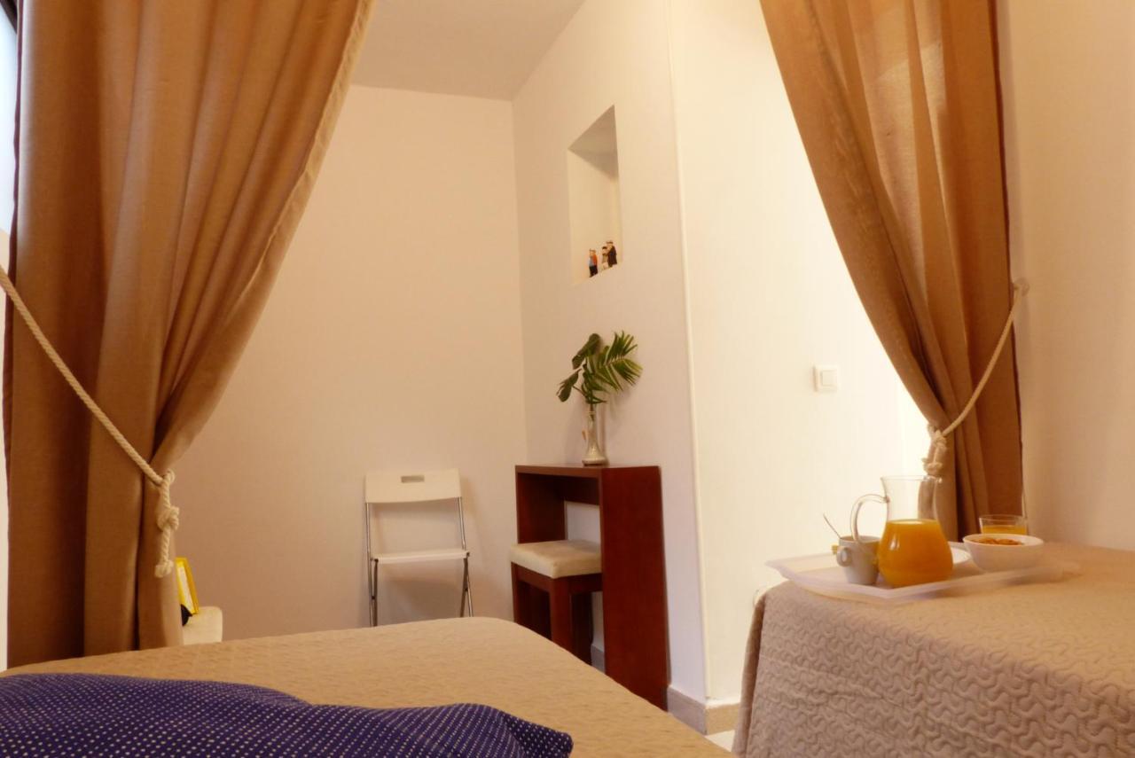 Studio With Access To The Garden. Open Pool. Beach Very Close. Wifi & Netflix Free Apartman Benalmádena Kültér fotó