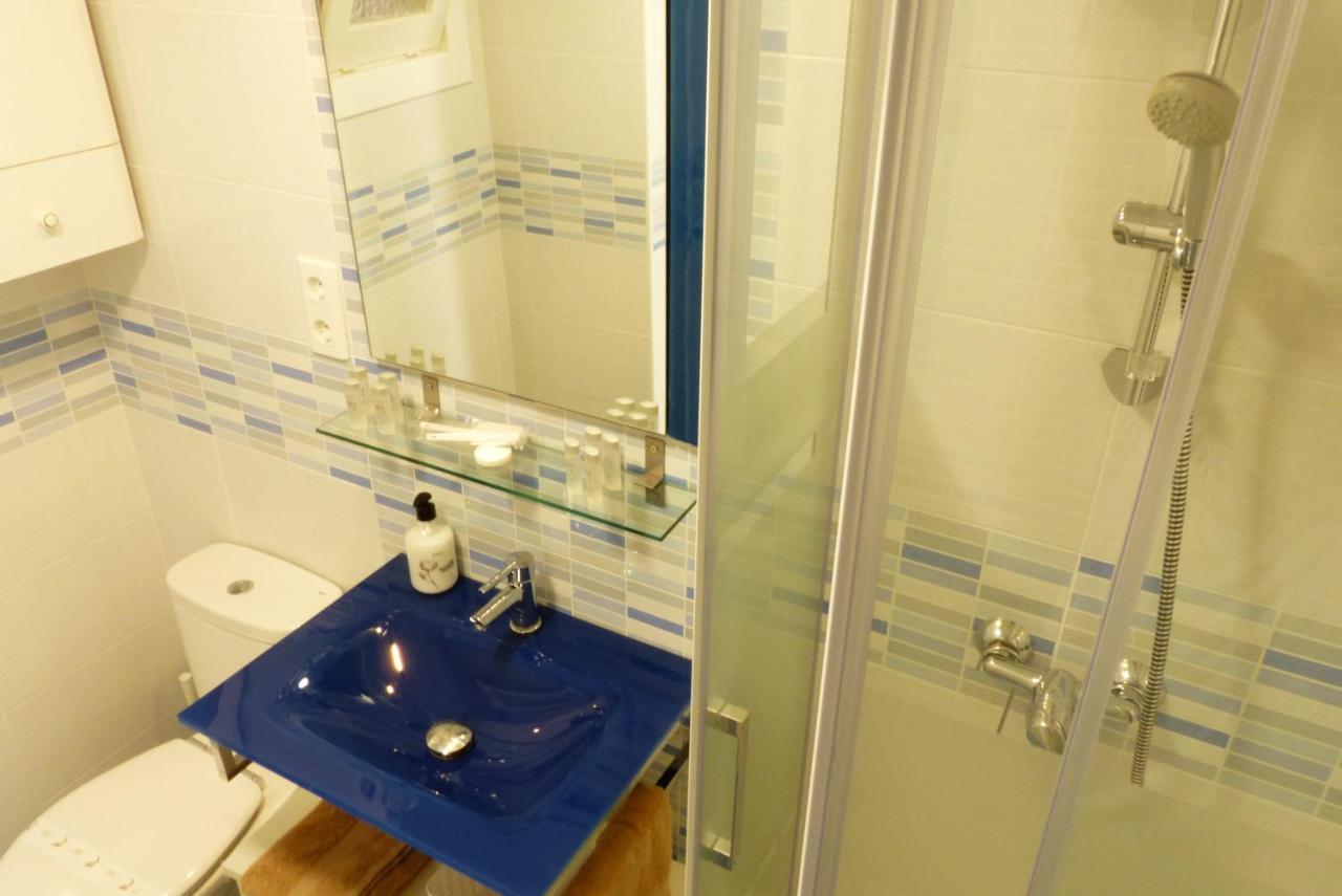 Studio With Access To The Garden. Open Pool. Beach Very Close. Wifi & Netflix Free Apartman Benalmádena Kültér fotó