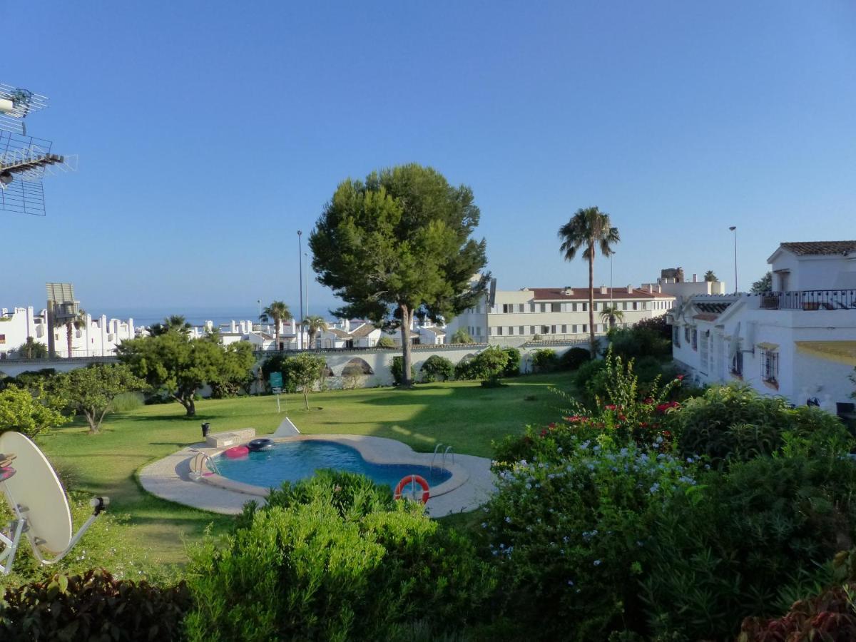 Studio With Access To The Garden. Open Pool. Beach Very Close. Wifi & Netflix Free Apartman Benalmádena Kültér fotó