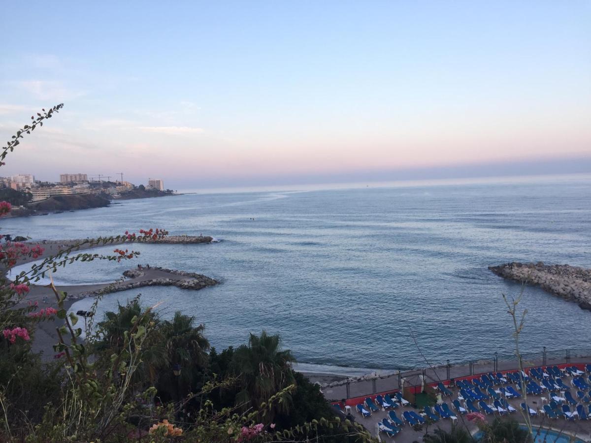 Studio With Access To The Garden. Open Pool. Beach Very Close. Wifi & Netflix Free Apartman Benalmádena Kültér fotó