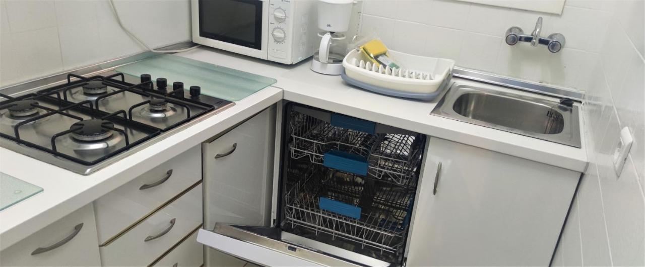 Studio With Access To The Garden. Open Pool. Beach Very Close. Wifi & Netflix Free Apartman Benalmádena Kültér fotó