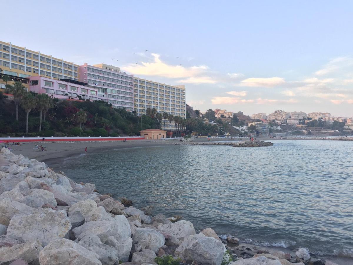 Studio With Access To The Garden. Open Pool. Beach Very Close. Wifi & Netflix Free Apartman Benalmádena Kültér fotó