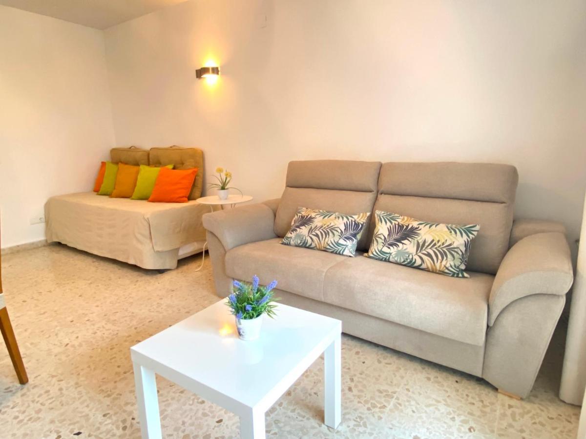 Studio With Access To The Garden. Open Pool. Beach Very Close. Wifi & Netflix Free Apartman Benalmádena Kültér fotó
